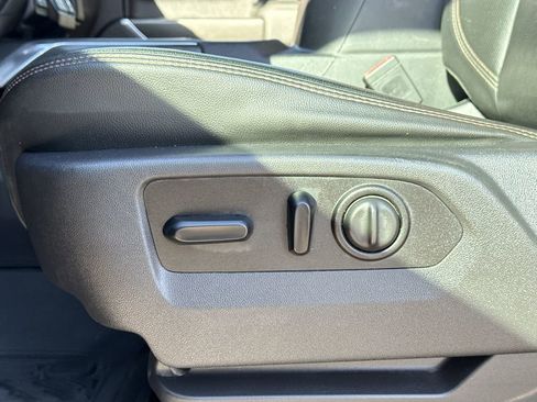 Used 2020 GMC Sierra 1500 AT4 w/ Technology Package image 23