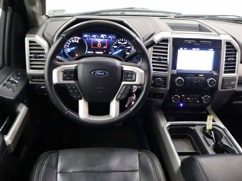 Used 2017 Ford F250 Lariat w/ Chrome Package image 4
