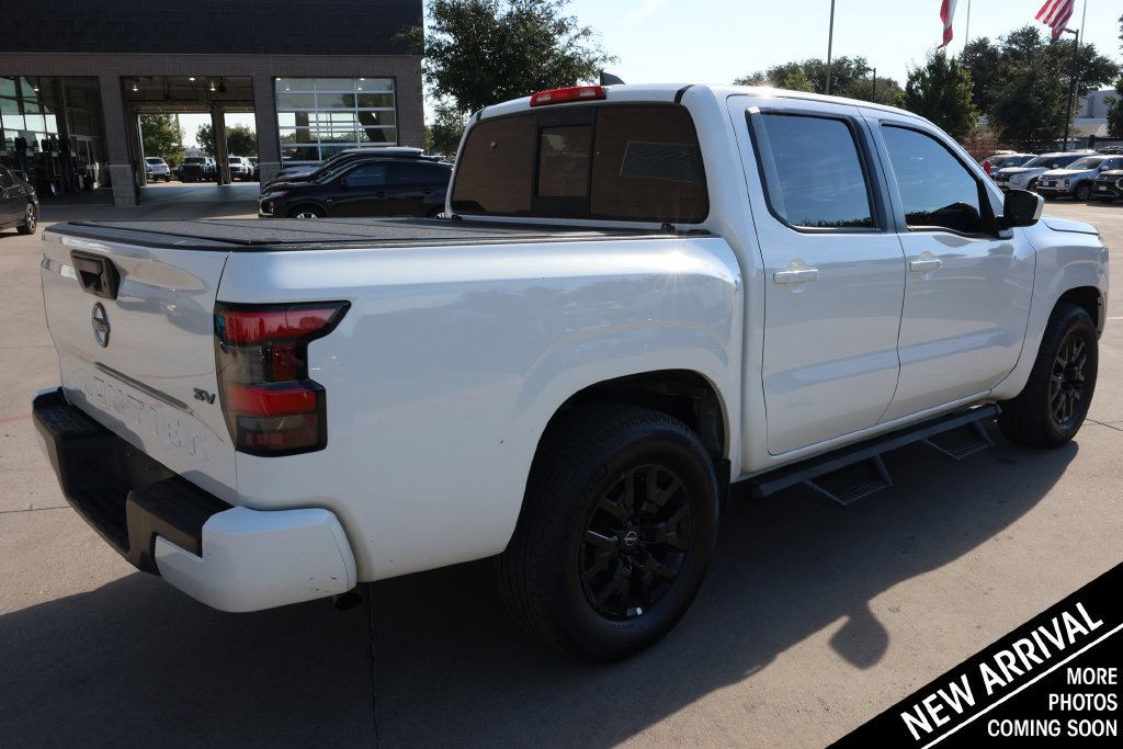Used 2022 Nissan Frontier SV RWD image 5