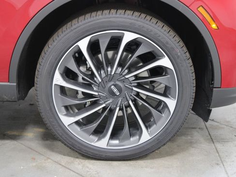 New 2026 Lincoln Aviator Reserve image 11