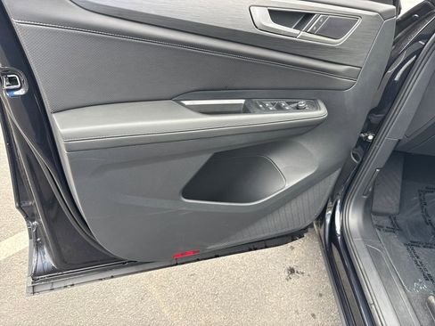 New 2026 Volkswagen Atlas Cross Sport SE image 10