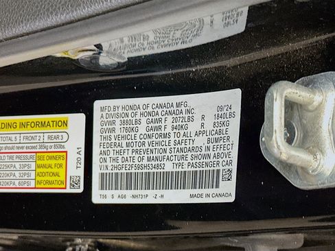Used 2025 Honda Civic Sport image 12