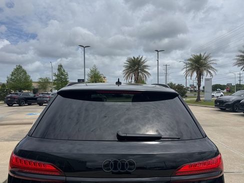 Used 2025 Audi Q7 3.0T Premium Plus w/ Premium Plus Package image 3