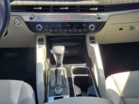 Certified 2025 Kia Telluride EX FWD image 18