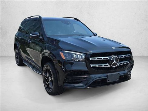 Used 2021 Mercedes-Benz GLS 580 4MATIC image 3