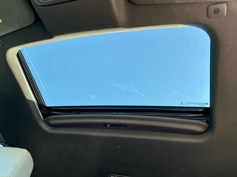 Used 2022 GMC Sierra 1500 SLT w/ SLT Premium Plus Package image 41