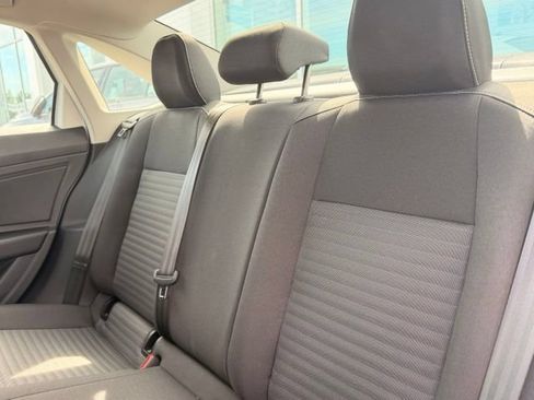 Certified 2025 Volkswagen Jetta S FWD image 15