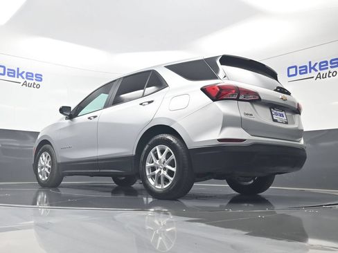 Used 2022 Chevrolet Equinox LS w/ LS Convenience Package FWD image 39