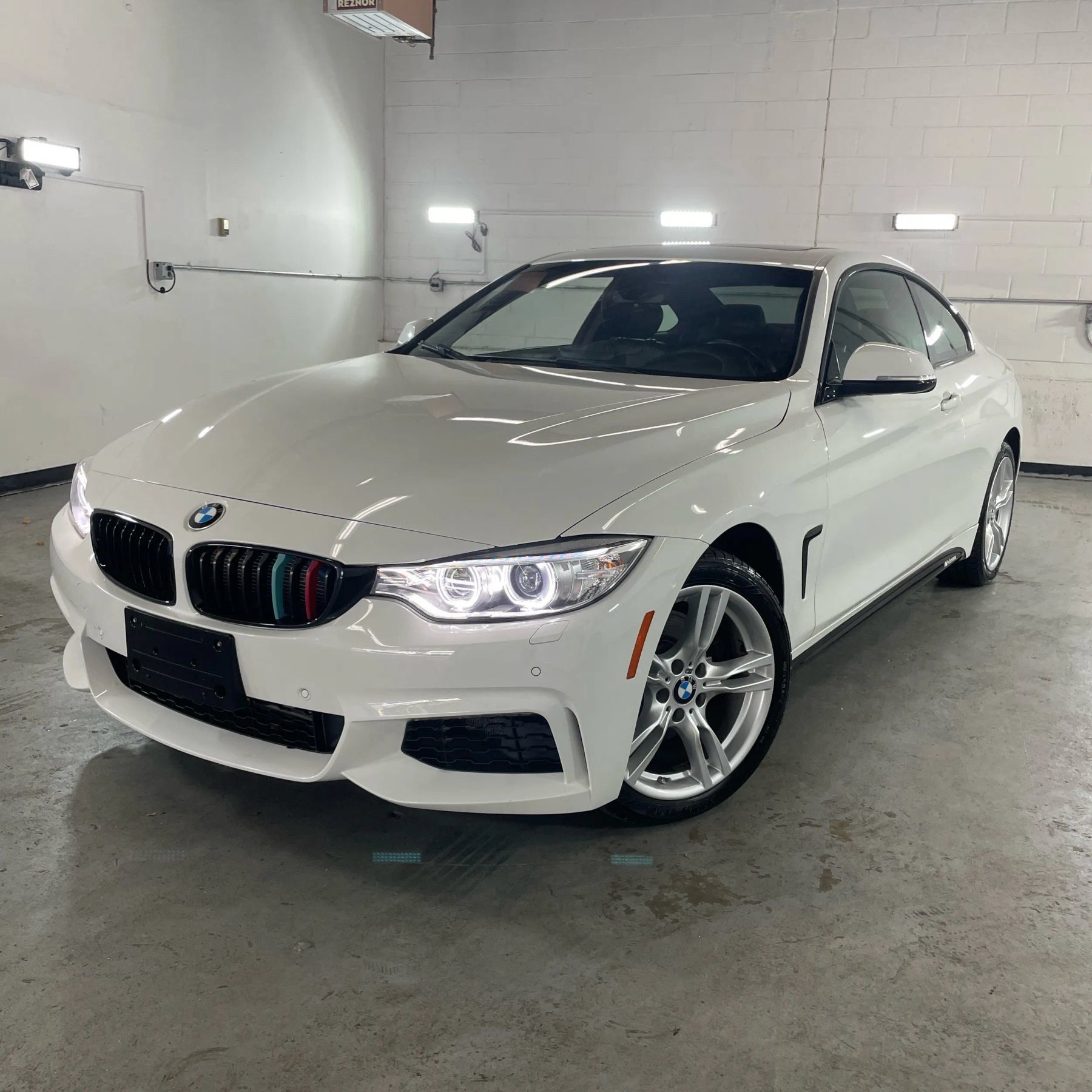 Used 2015 BMW 428i xDrive Coupe AWD/4WD image 1