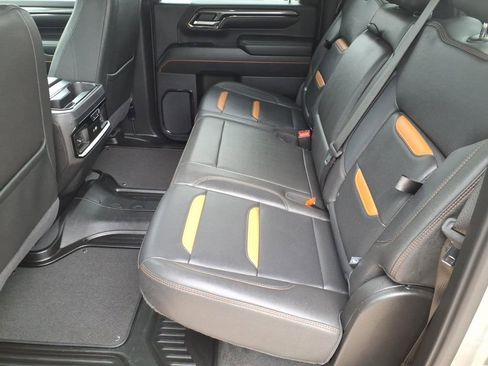 Certified 2025 GMC Sierra 2500 AT4 w/ Technology Package image 17