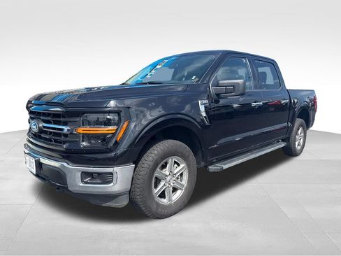 Used 2025 Ford F150 XLT w/ Equipment Group 301A Standard AWD/4WD image 2