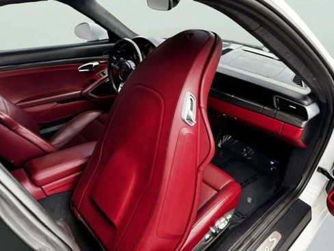 Used 2017 Porsche 911 Turbo S image 47