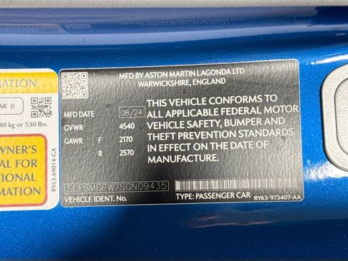 Used 2025 Aston Martin V8 Vantage Coupe image 26