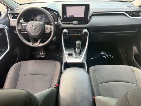 Used 2025 Toyota RAV4 LE AWD/4WD image 21