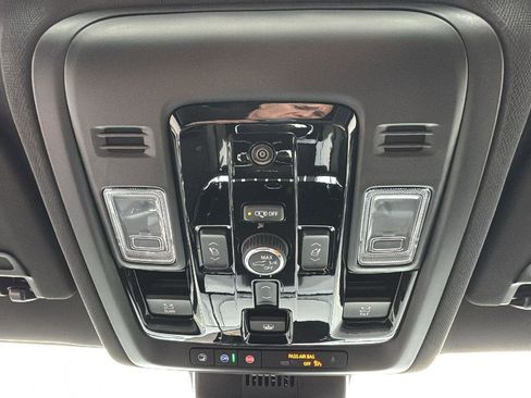 New 2026 GMC Yukon Elevation image 18