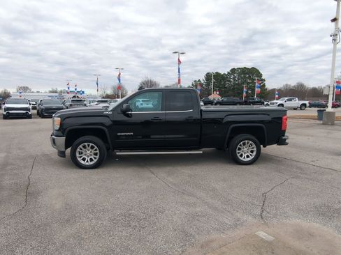 Used 2015 GMC Sierra 1500 SLE w/ SLE Value Package image 5