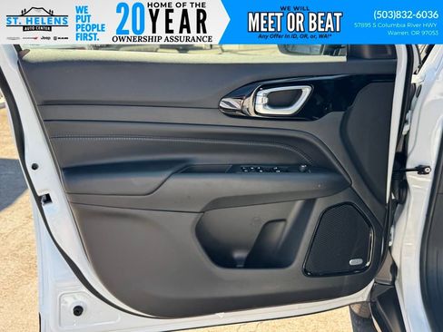 New 2025 Jeep Compass Limited w/ Sun & Sound Group image 19
