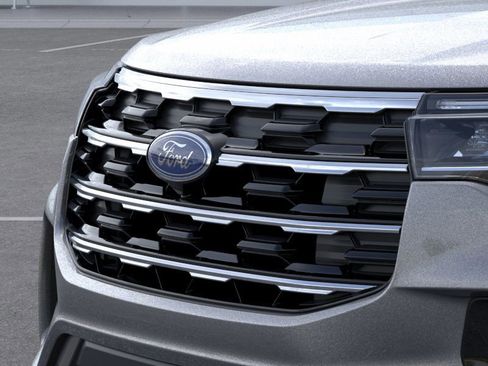 New 2026 Ford Explorer Active w/ Active Comfort Package image 17
