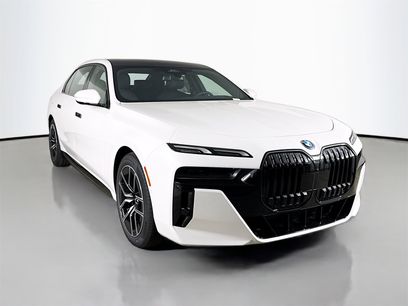 New 2025 BMW i7 xDrive60 w/ Premium Package
