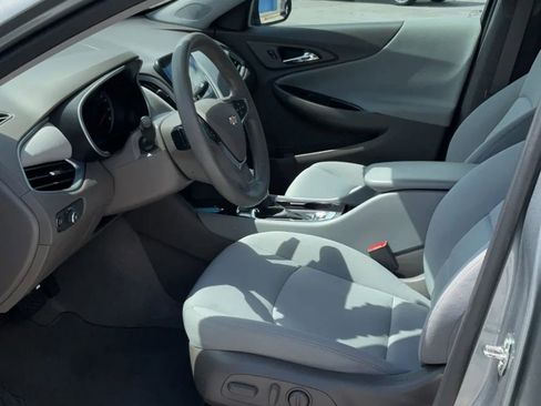 Used 2023 Chevrolet Malibu LS image 7