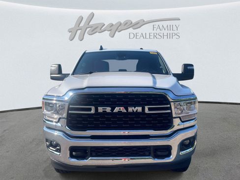 Used 2024 RAM 2500 Big Horn w/ Off Road Package AWD/4WD image 8