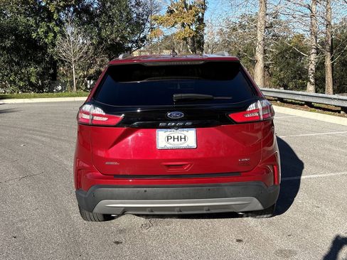 Used 2022 Ford Edge SEL w/ Convenience Package image 6