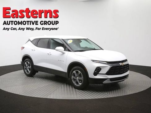 Used 2025 Chevrolet Blazer LT FWD image 49