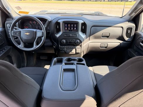 Used 2025 Chevrolet Silverado 2500 Custom w/ Custom Value Package AWD/4WD image 16