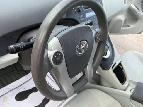 Used 2011 Toyota Prius Two FWD image 10