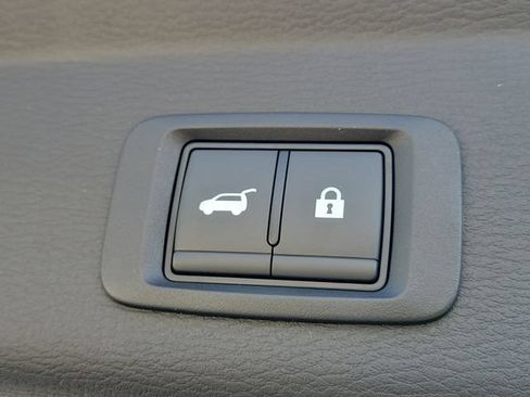 New 2026 Mitsubishi Outlander SE FWD image 12