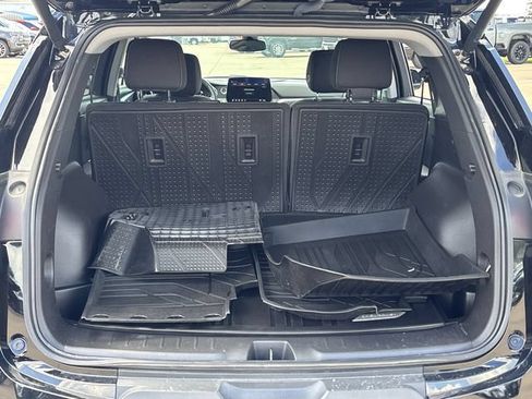 Used 2024 Chevrolet Blazer LT w/ Convenience Package FWD image 27