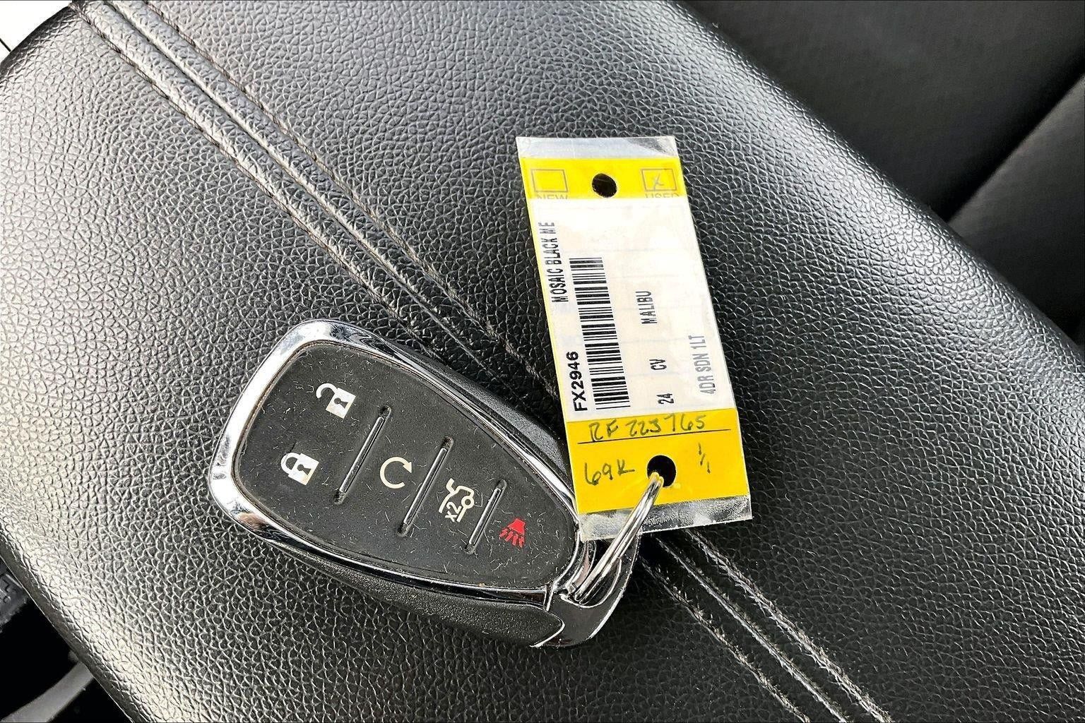 Used 2024 Chevrolet Malibu LT FWD image 12
