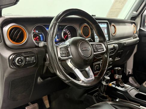 Used 2021 Jeep Gladiator Mojave image 12