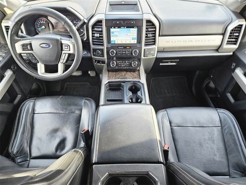 Used 2019 Ford F250 Lariat w/ Lariat Ultimate Package image 8
