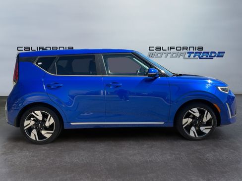 Used 2023 Kia Soul GT-Line w/ GT-Line Technology Package FWD image 4