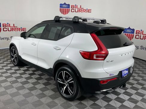 Used 2019 Volvo XC40 T5 R-Design AWD/4WD image 5