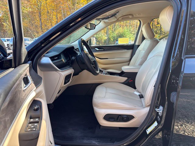 Used 2022 Jeep Grand Cherokee Limited AWD/4WD image 28