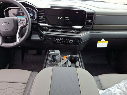 New 2026 Chevrolet Silverado 1500 ZR2 w/ ZR2 Bison Edition AWD/4WD image 11