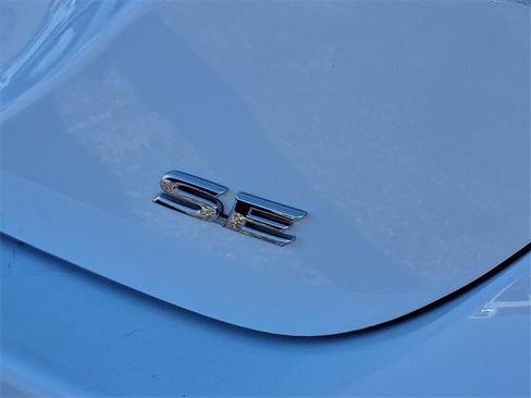 Used 2023 Toyota Camry SE image 34