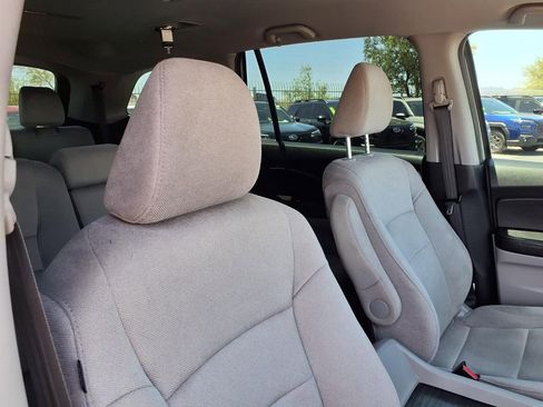 Used 2021 Honda Pilot EX image 19