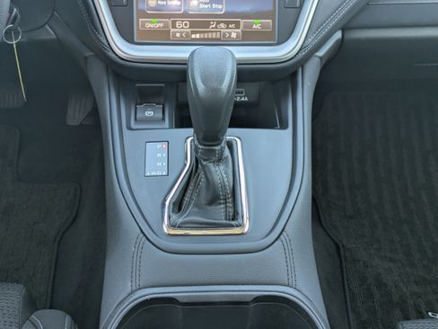 Certified 2025 Subaru Outback image 17