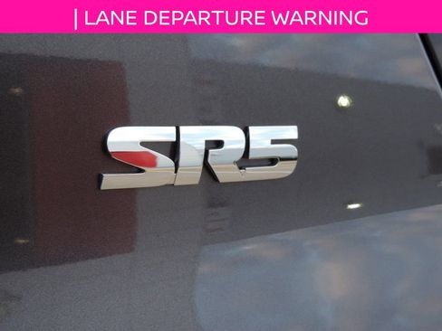 Used 2021 Toyota 4Runner SR5 image 11