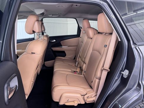 Used 2015 Dodge Journey SXT w/ Sun/Sound Group FWD image 12