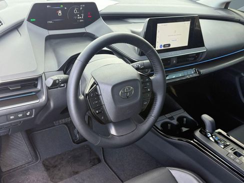 Used 2026 Toyota Prius image 4