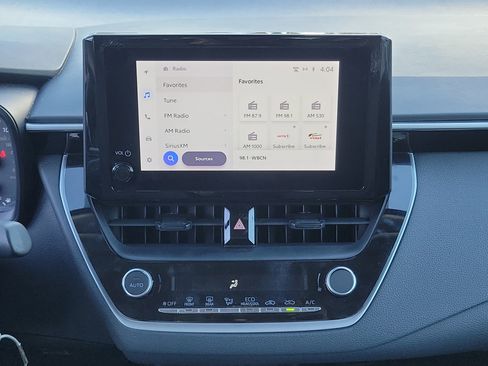 Used 2024 Toyota Corolla LE image 19