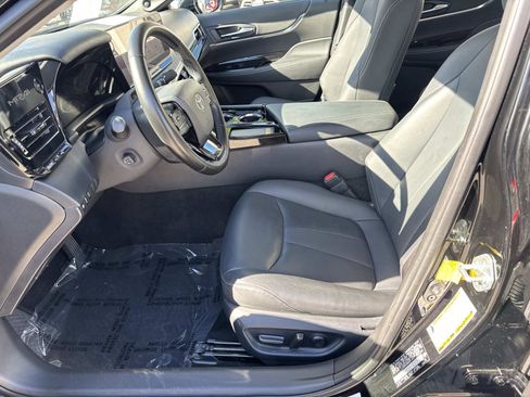 Used 2024 Toyota Mirai w/ Advanced Technology Package image 14