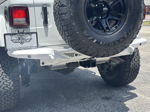 Used 2024 Jeep Wrangler Unlimited Sport image 5