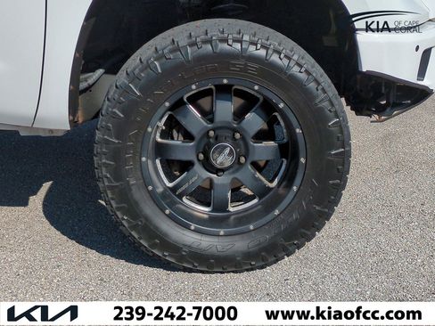 Used 2017 Toyota Tundra 1794 Edition image 10
