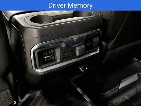 Certified 2022 Chevrolet Silverado 2500 High Country w/ Z71 Off-Road Package AWD/4WD image 15