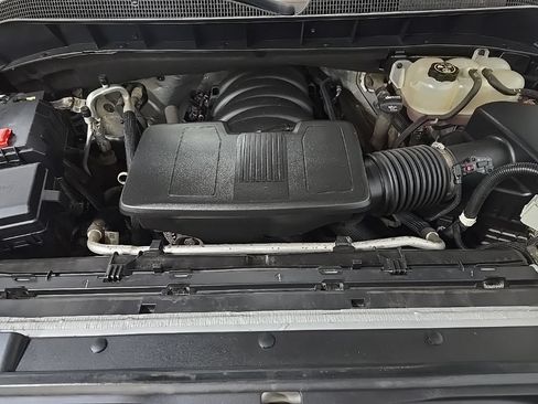 Used 2019 Chevrolet Silverado 1500 LT w/ Fleet Comfort Package AWD/4WD image 12